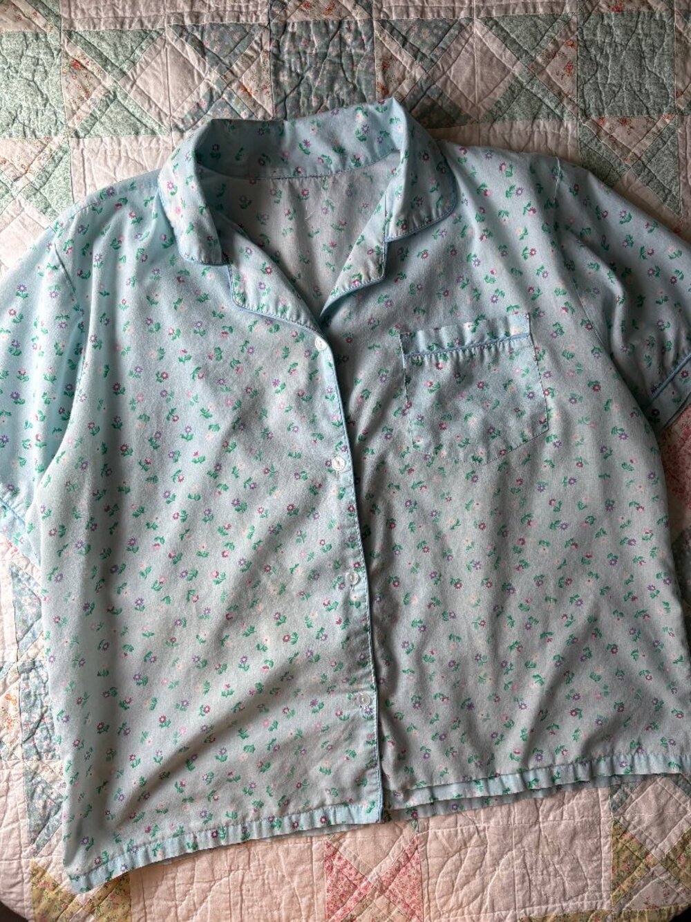 Vintage Blue Floral Pajama Top Large Boxy Cottagecore Cotton Lightweight Dainty